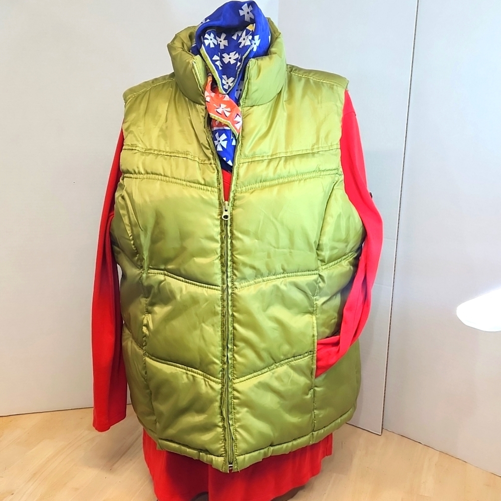 Womens olive green Merona XXL vest